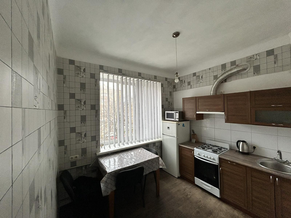 Сдам 1к.кв. Проспект Соборный р-н Украины Запорожье - изображение 1