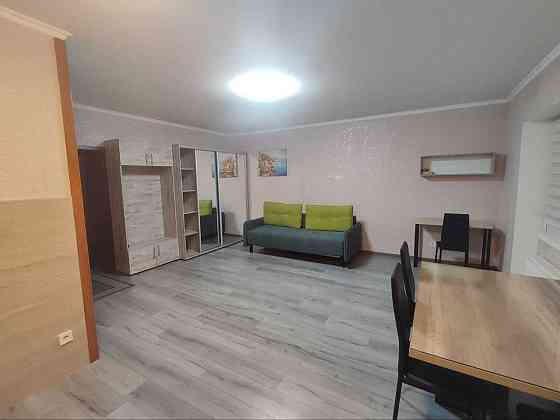 1К студія, 36м2, ремонт, зупинка Литвиненко Вольгемут, Борщагівка Киев