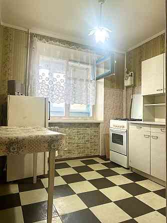 1-но улучш планир ул Космонавтов, д.3, 11/13, 2 лифта Кривий Ріг