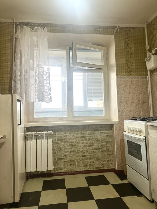 1-но улучш планир ул Космонавтов, д.3, 11/13, 2 лифта Кривий Ріг - зображення 7