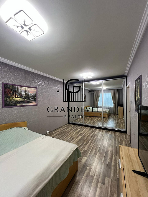 Продаж / Квартира / вул. Урлівська, Позняки, Київ Киев - изображение 1