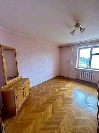 Продам 4-х кімнатну квартиру район Відіна Рівне