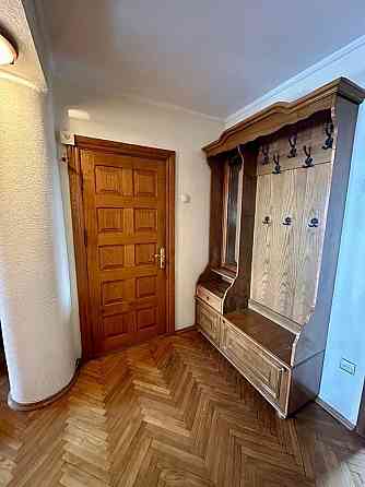 Продам 4-х кімнатну квартиру район Відіна Рівне