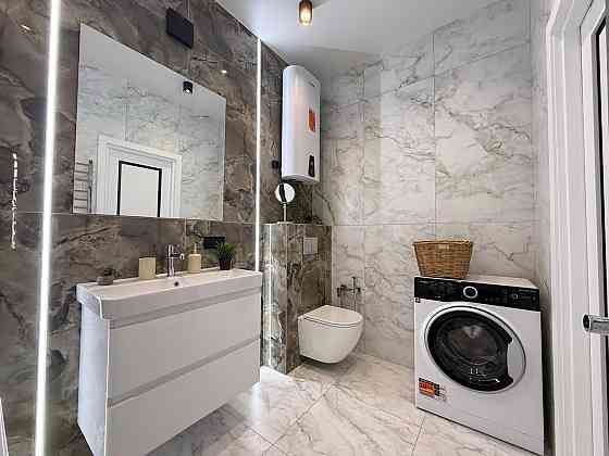 Євро-2 з ремонтом та своєю терасою без комісії Буча