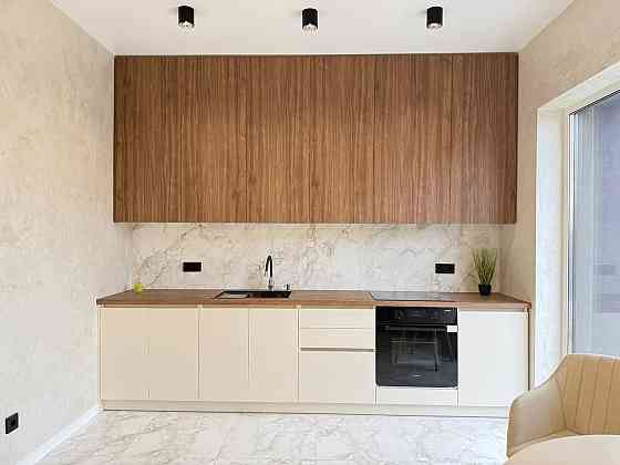 Євро-2 з ремонтом та своєю терасою без комісії Буча