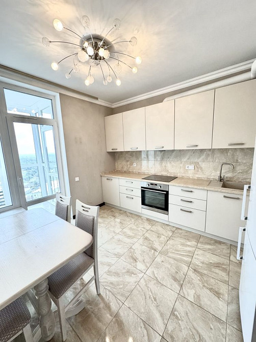 Оренда 1к квартири у ЖК Сирецькі Сади. Генератор на ліфтах Киев - изображение 1