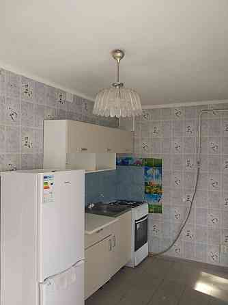 Здам 1 кімнатну. Київ. Зодчих 50б, другий поверх Киев