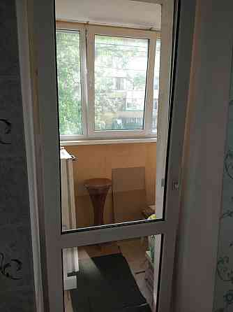 Здам 1 кімнатну. Київ. Зодчих 50б, другий поверх Киев