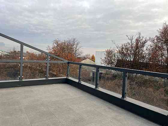 Продам  квартиру з ТЕРАСОЮ в новобудові поруч ЦЕНТРУ Рівне