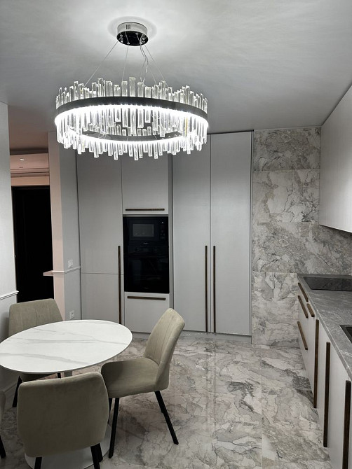 Продаж шикарної 2к квартири в ЖК Радіщева|набережна|парк Боздош Ужгород - зображення 2