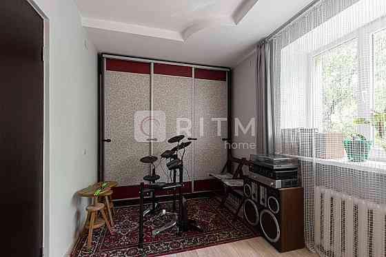 Продаж 2-кімнатної квартири з ремонтом, Франківський район. Львов