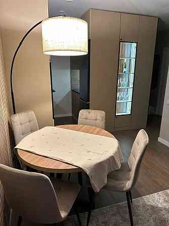 Комфортна евро 2х кім. квартира з авторским ремонтом, без комісій! Ирпень