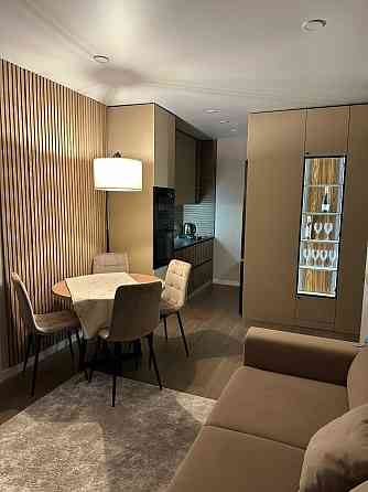 Комфортна евро 2х кім. квартира з авторским ремонтом, без комісій! Ирпень