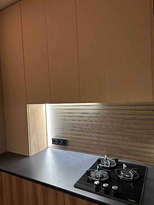 Комфортна евро 2х кім. квартира з авторским ремонтом, без комісій! Ирпень - изображение 6