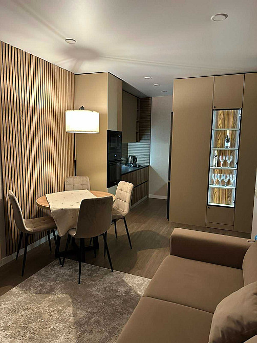 Комфортна евро 2х кім. квартира з авторским ремонтом, без комісій! Ирпень - изображение 1