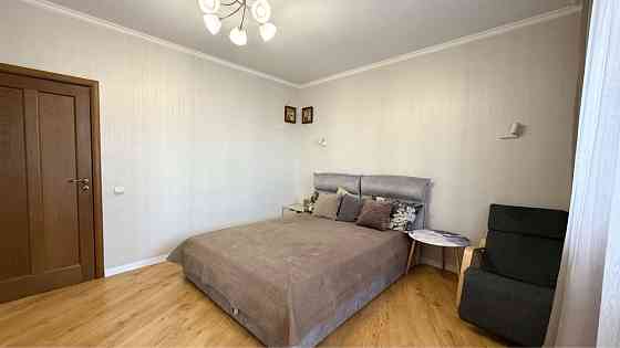 2-кімнатна у центрі з ремонтом Буча