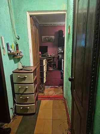 Продам 1-ком квартиру возле Димитровского рынка Кам`янське (Запорізька обл.)