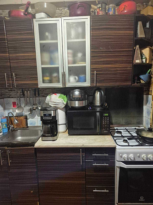 Продам 1-ком квартиру возле Димитровского рынка Кам`янське (Запорізька обл.) - зображення 1