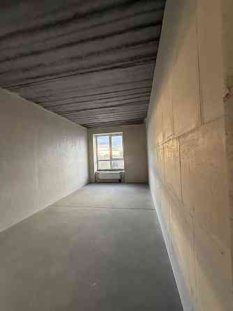 Однокімнатна квартира з підземним паркінгом в центрі міста Ірпінь