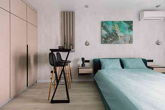 Затишна 1-кімнатна квартира з видом на озеро вул. Ревуцького 54 Киев