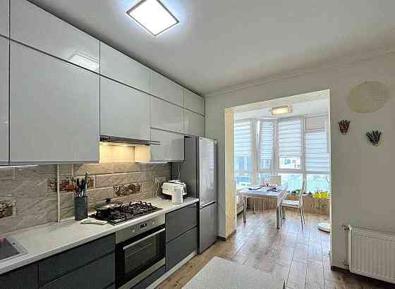 Оренда 1- кім квартири та кухня-студія в ЖК Фамілія вул.Кульпарківська Львов