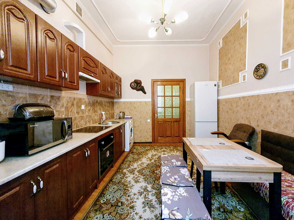 Здається 2-Х кімнатна квартира в ЦЕНТРІ міста на вул.ДАРВІНА Чернівці - зображення 2