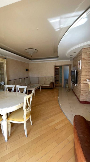 2-х кімнатна квартира з кухнею-студією Одесса - изображение 1