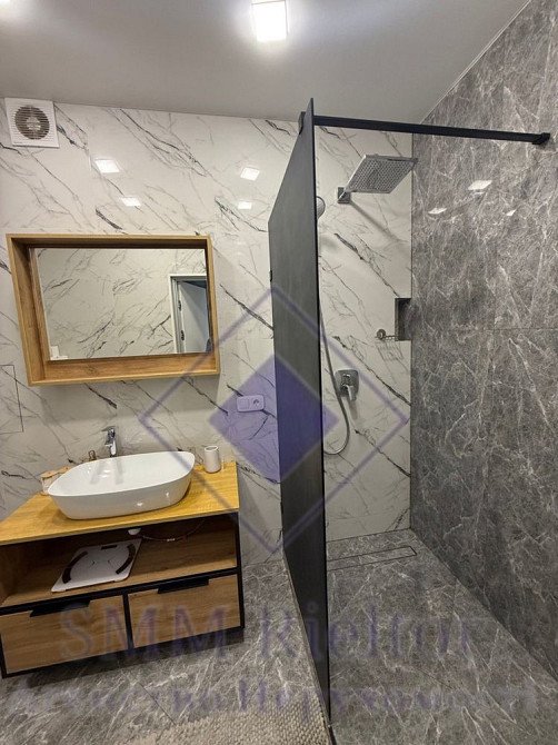 Здам простору 3 кім. Кв ,,Нова Англія,, вул Михайла Максимовича Київ - зображення 8