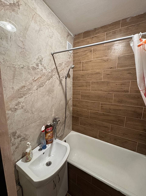 Довгострокова оренда двокімнатної квартири район Небесної Сотні Чернівці - зображення 7