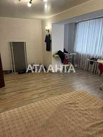 2 комнатная квартира большой площади, кирпичный дом. 10минут к морю. Одесса