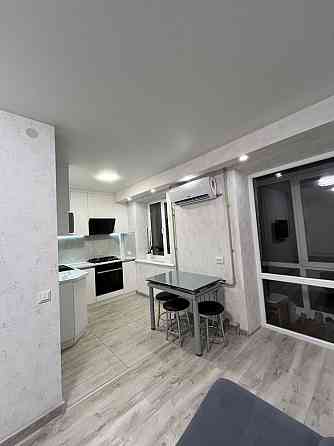 Продам 3-х комнатную квартиру с мебелью и техникой.Еl. Кам`янське (Запорізька обл.)