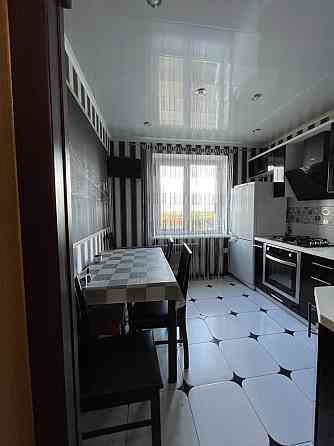 Продаж 2 кім. 9 мкрн. Лівий берег Кам`янське (Запорізька обл.)