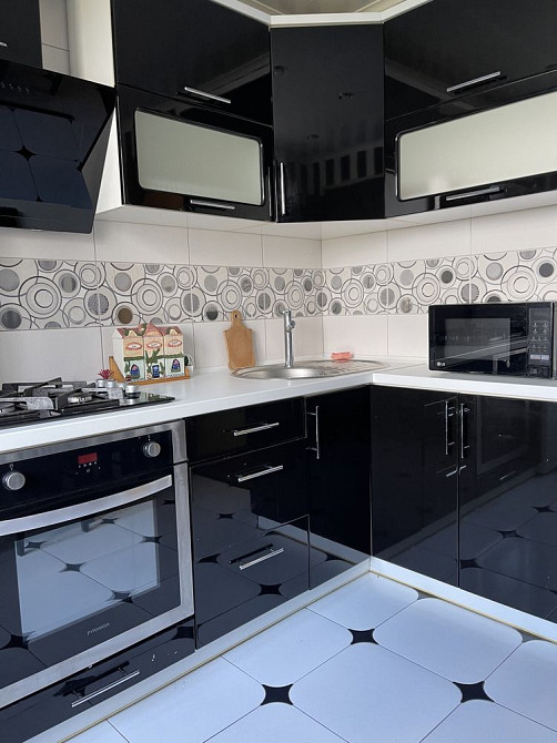 Продаж 2 кім. 9 мкрн. Лівий берег Кам`янське (Запорізька обл.) - зображення 2