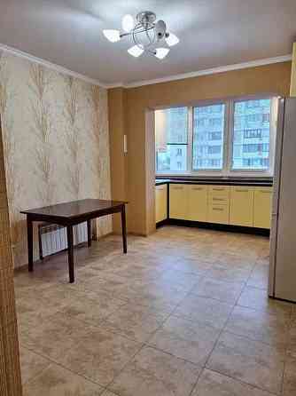 Оренда 2к квартири Святошинський М. Ушакова 14А Киев