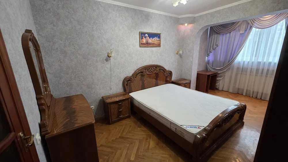 Оренда 2к квартири Святошинський Кікабідзе 3 Симиренка Киев - изображение 6