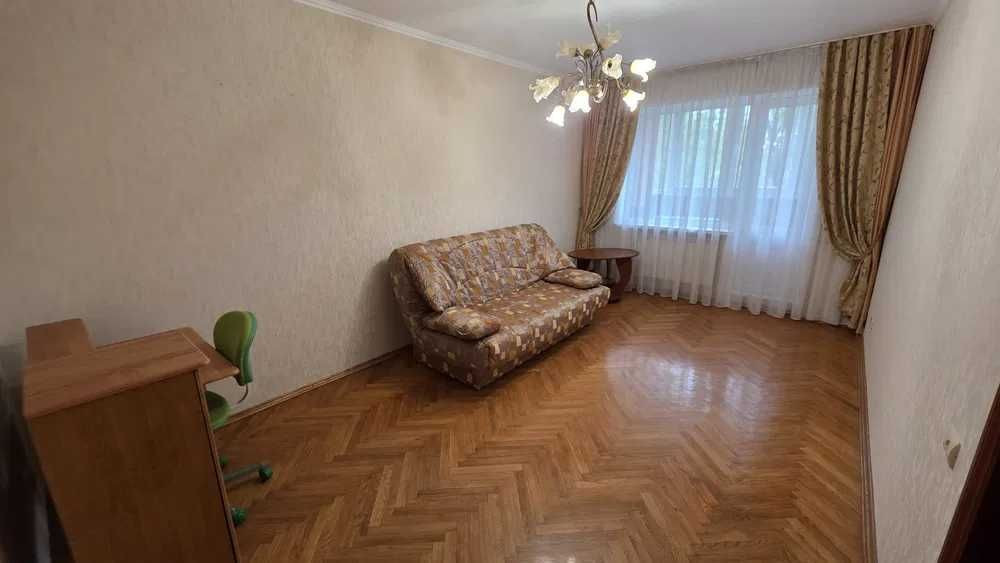 Оренда 2к квартири Святошинський Кікабідзе 3 Симиренка Киев - изображение 3