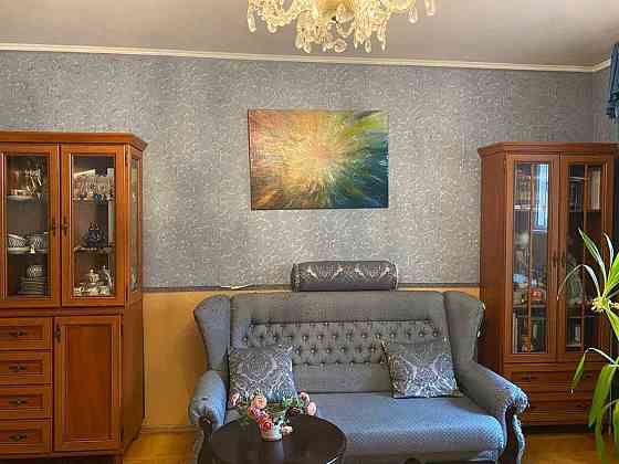 Продам 3 комн. квартиру на пр. Добровольского/Бочарова с 3 мя лоджиями Одесса