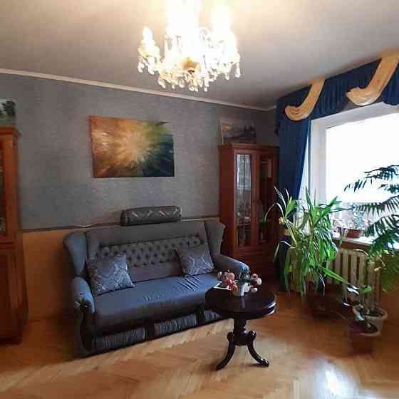 Продам 3 комн. квартиру на пр. Добровольского/Бочарова с 3 мя лоджиями Одесса