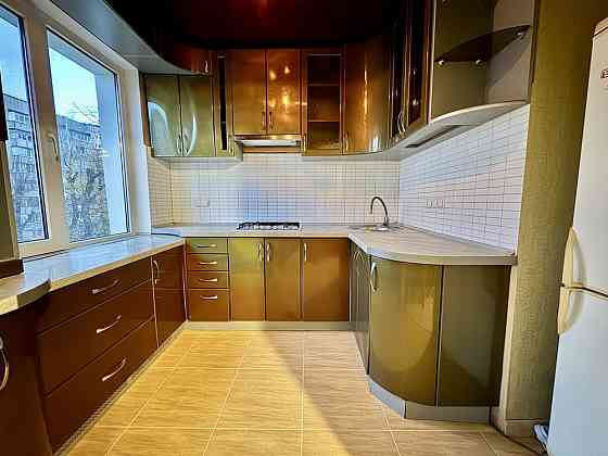 Продаж 3-кімнатної квартири з ремонтом р-н Седова Черкаси