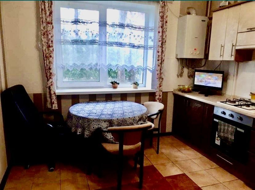 2 кімнатна квартира з ремонтом і меблями. 42м2 Гостомель - изображение 1