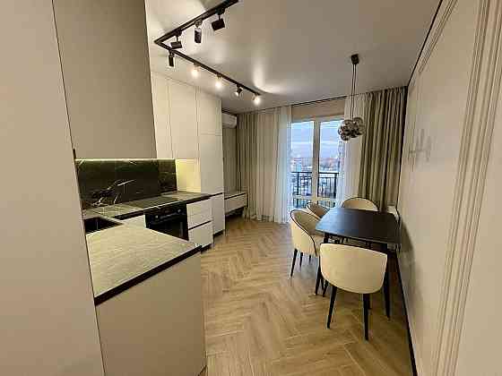 Продаж 1 кімнатної квартира з ремонтом по вул. Щирецька Львов