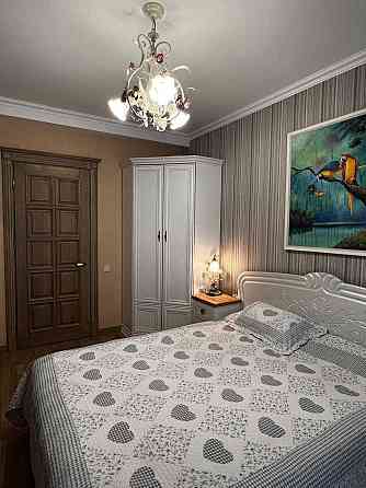 Унікальна 3-кімнатна квартира з якісним ремонтом 87м2 в ЖК Нова Англія Киев