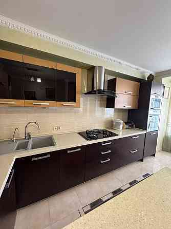 Продаж 3 кім. квартири з євроремонтом новобудова, вул. Плугова Львов