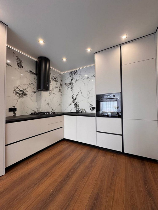 Центр міста! 2к з ремонтом на газу! Дизайнерський ремонт! Ирпень - изображение 4