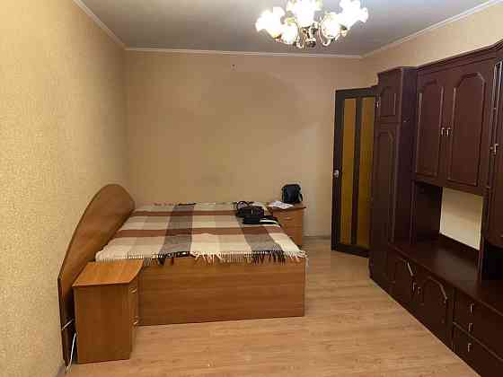 Продам 1кв на Вишенці Зарванці