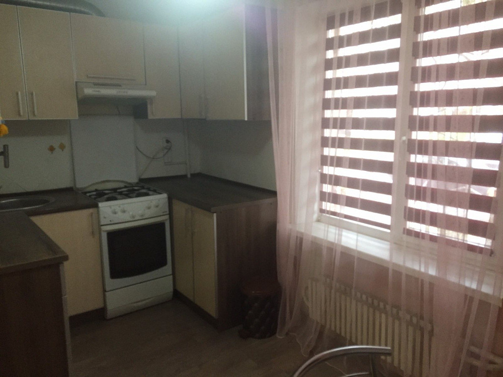 Сдаётся 1 ком. квартира ул. Чаривная Запорожье - изображение 1