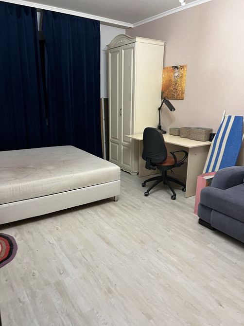 2 х кім.Ревуцькогг 24 /4,метро Харківська Киев - изображение 2