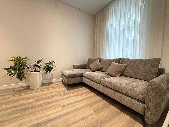 Перша здача! 2 кім. квартира по вул. Л. Українки Львов