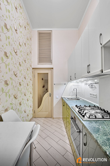 Без% Продаж 1к.кв у царському будинку по вулиця Саксаганського, 12-А Киев - изображение 6