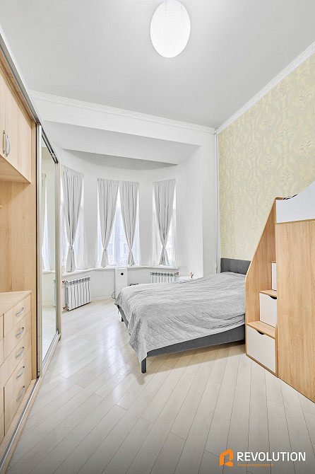 Без% Продаж 1к.кв у царському будинку по вулиця Саксаганського, 12-А Киев - изображение 1